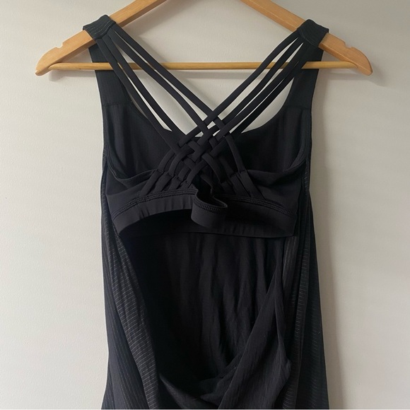 lululemon Workout Top Lace Back Vent Black and Silver - Picture 4 of 6